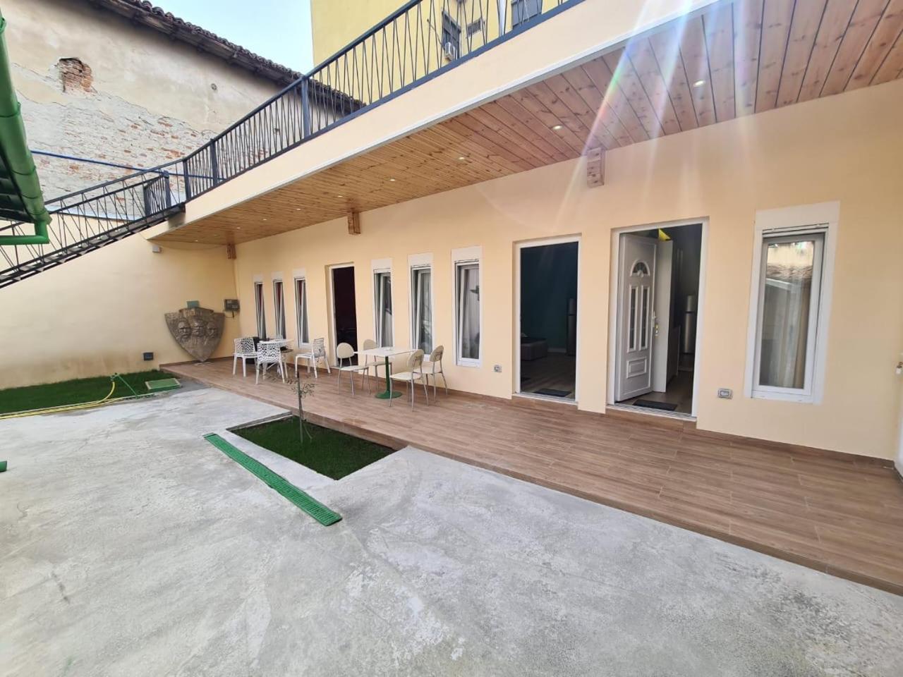 Tirana Center Apartaments Eksteriør billede